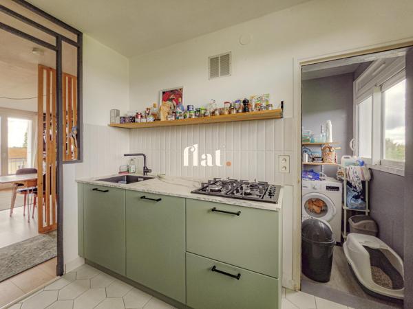 Appartement
                                                                                                                                                                                                                                                                                                                        3 pièce(s)                                                                                                                                                                                                          2 chambre(s)                                                                                                                                                                                                          58.53  m²