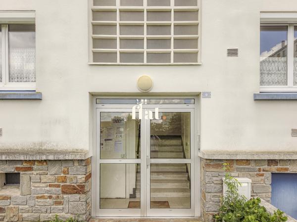 Appartement
                                                                                                                                                                                                                                                                                                                        3 pièce(s)                                                                                                                                                                                                          2 chambre(s)                                                                                                                                                                                                          58.53  m²