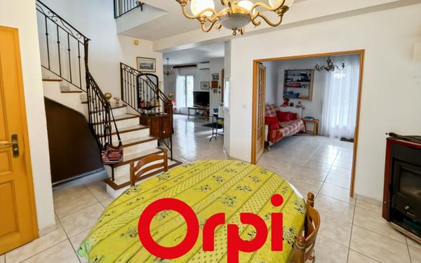 Maison à vendre    5 pièces • 123 m2 Saint-Cyr-sur-Mer