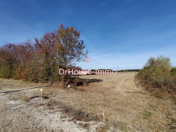 Terrain à vendre de 866 m²