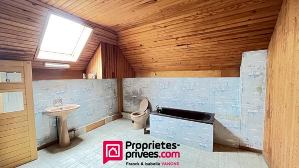 Maison type BOURGEOISE - BEAU POTENTIEL - 4 chambres - jardin - cave - 107 m²