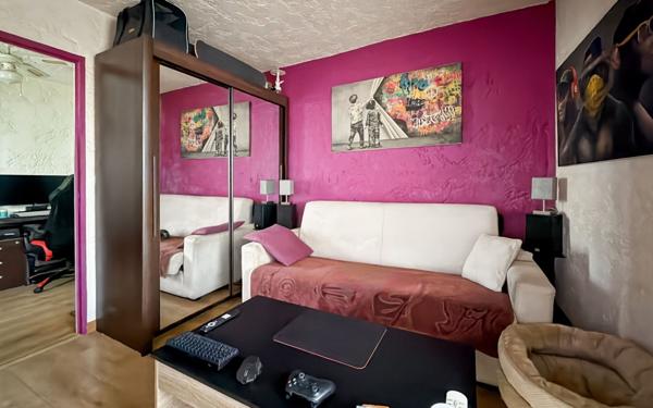 Appartement à vendre    3 pièces • 65,49 m2 Fréjus