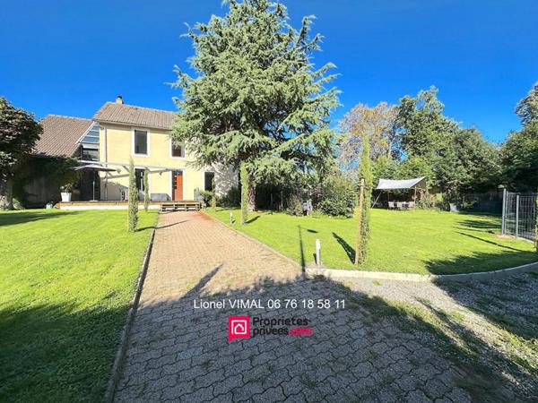 Maison rénovée 5 pièces ( 3 ch ) 170 m2 sur terrain clos et aménagé