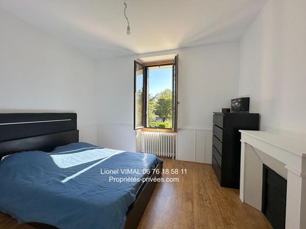 Maison rénovée 5 pièces ( 3 ch ) 170 m2 sur terrain clos et aménagé