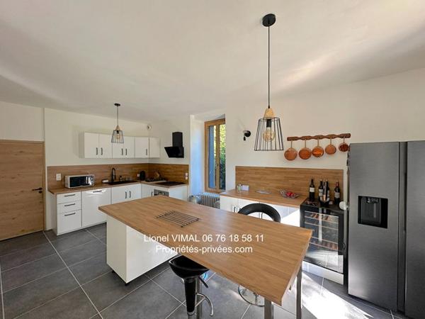 Maison rénovée 5 pièces ( 3 ch ) 170 m2 sur terrain clos et aménagé