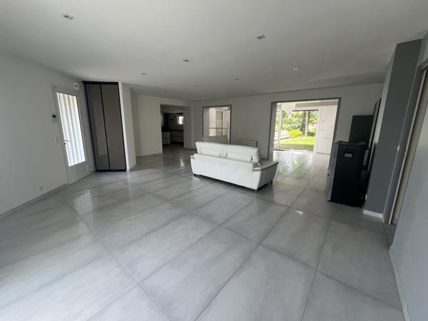 Maison 9 pièces - 230 m² Bien prestige