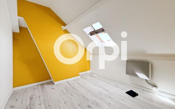 Immeuble à vendre    9 pièces •  Wimille