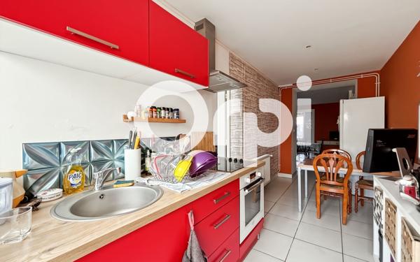 Immeuble à vendre    9 pièces •  Wimille