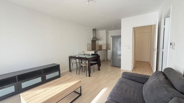 Appartement 2 pièces à louer à Évry Courcouronnes - Réf. 17488