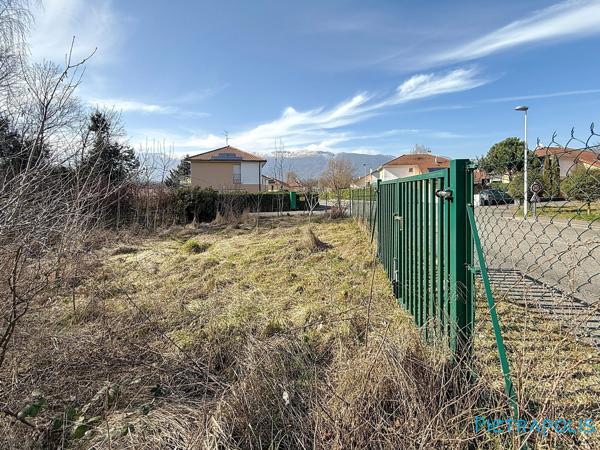 Terrain Constructible de 1038m2