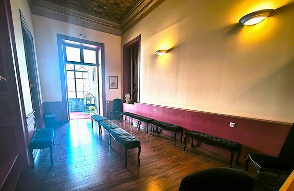 Locaux + logement au coeur d'aix les Bains