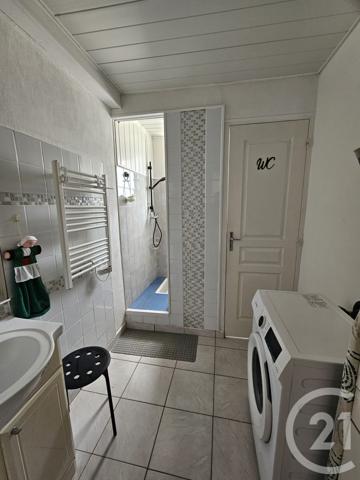 Maison à vendre  4 pièces - 51,50 m 2   LE CHATEAU D OLERON  - 17