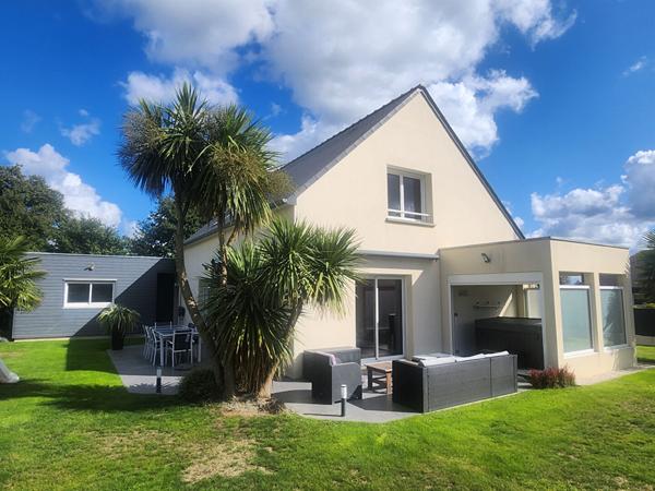 A vendre Maison contemporaine, proximité immédiate Dinan