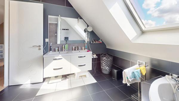 A vendre Maison contemporaine, proximité immédiate Dinan