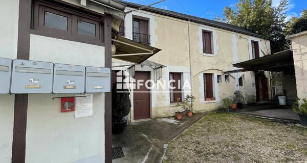 À vendre Maison 10 pièces 213.56 m² - Amboise 37400