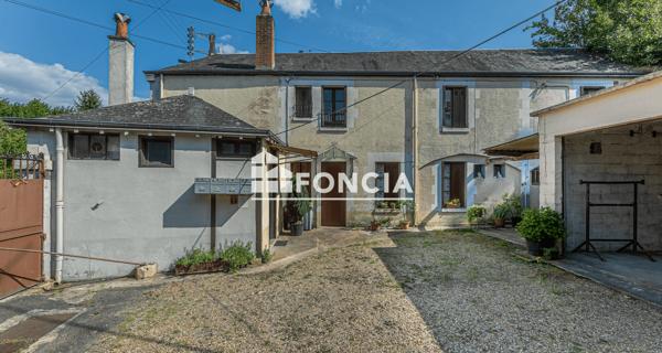 À vendre Maison 10 pièces 213.56 m² - Amboise 37400