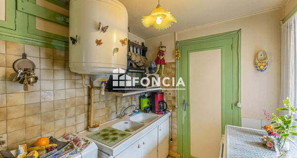 À vendre Maison 10 pièces 213.56 m² - Amboise 37400