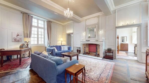 Appartement Périgueux 143 m2 dans hôtel particulier