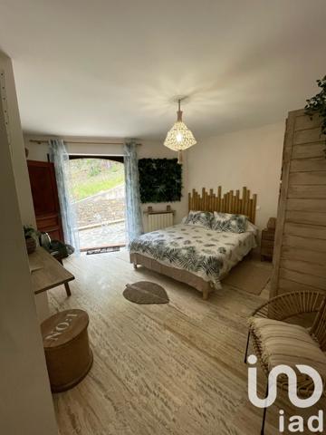 Maison à vendre 7 pièces 280 m² Hyères