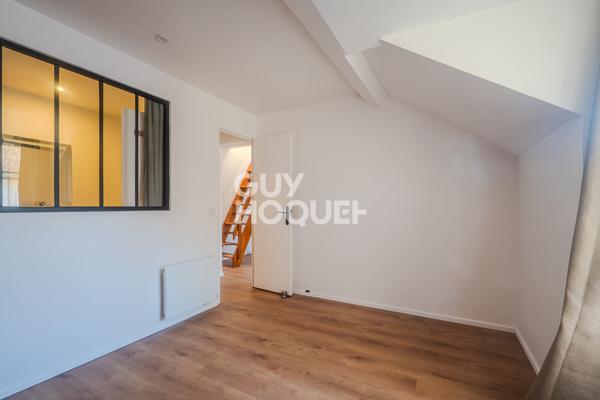 Appartement2 pièces entièrement rénové ? Rue du Connétable