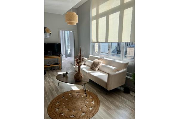 A LOUER : T2 à LILLE • rue Macquart - Quai du Wault • 795 € CC • Réf. 6097
