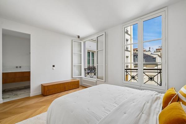 Vente Appartement de luxe Paris 7 3 Pièces 90 m²