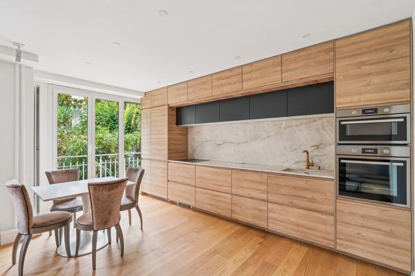 Vente Appartement de luxe Neuilly-sur-Seine 4 Pièces 98 m²