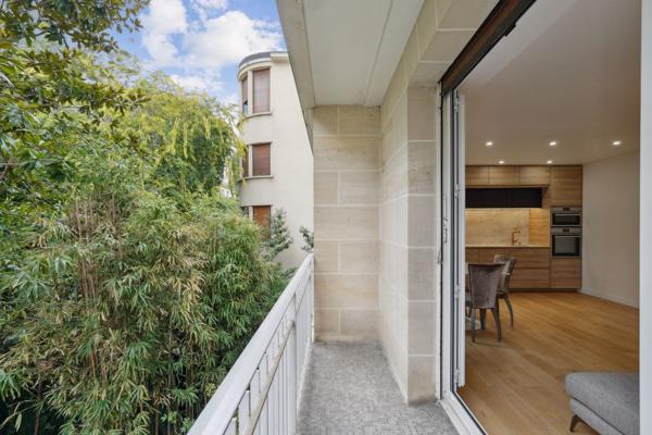 Vente Appartement de luxe Neuilly-sur-Seine 4 Pièces 98 m²