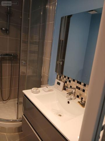 Maison de ville à louer à Nieppe dans le Nord (59850), ref : FLOCN457