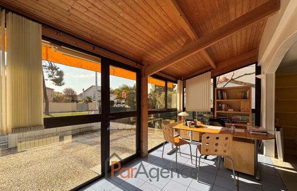 Maison de plain-pied 6 pièces.