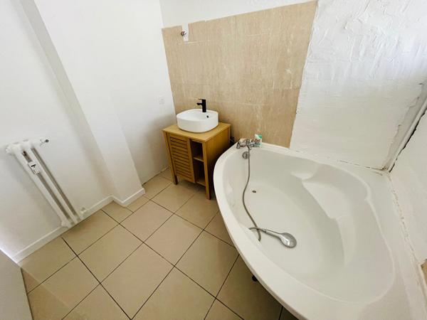 appartement T3 refait à neuf vue mer nice ouest