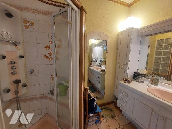 MAISON 4 PIECES ET HANGAR DE STOCKAGE A GOURNAY EN BRAY