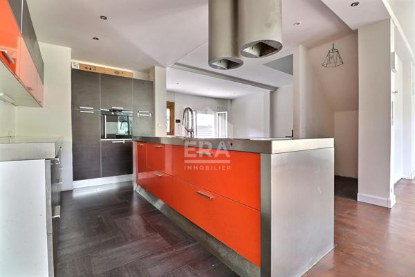 Maison Aubervilliers 7 pièce(s) 174 m2