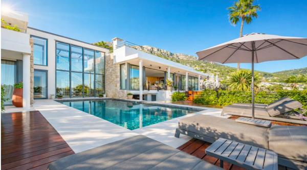 Vente Maison contemporaine Èze 6 Pièces 240 m²