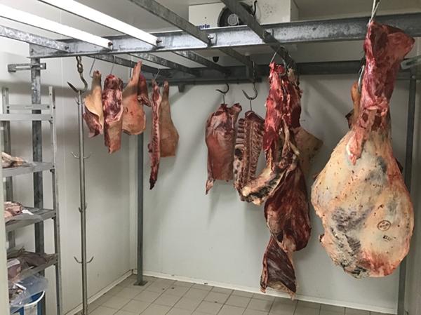 75020 PARIS - BOUCHERIE, CHARCUTERIE, ROTISSERIE, EPICERIE FINE 71 M²