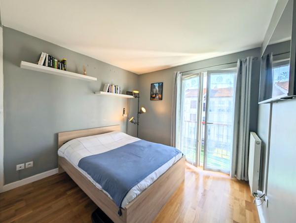 Appartement Hendaye 43m² avec balcon, ascenseur, cave et parking