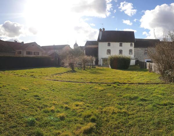 Maison à CONFLANS-SUR-LANTERNE, 70800 - 8 pièces 246m²