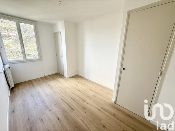 Appartement à vendre 3 pièces 70 m² Nîmes-Saint-Césaire