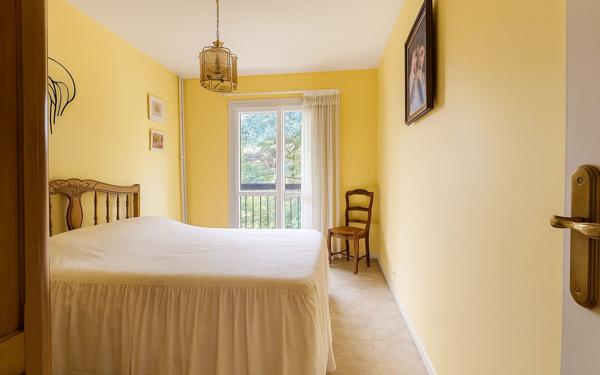 Appartement à vendre    4 pièces • 90 m2 Marseille 10