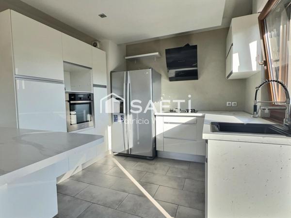 Appartement T4 de 86m2, douane de Veyrier, 2 parkings