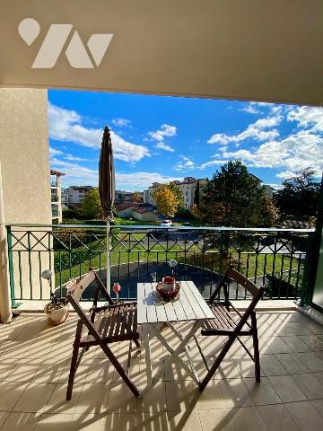 Appartement T2 au centre de CRAPONNE