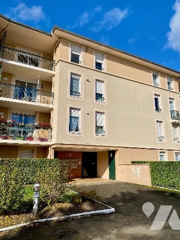 Appartement T2 au centre de CRAPONNE