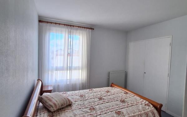 Appartement à vendre    3 pièces • 72,90 m2 Saint-Jean-de-Luz