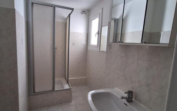 Appartement à vendre    3 pièces • 72,90 m2 Saint-Jean-de-Luz