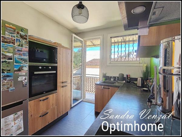 🏡 Bel appartement 3 chambres – 72 m² – 2 balcons + garage + parking privatif – Petite copropriété bénévole