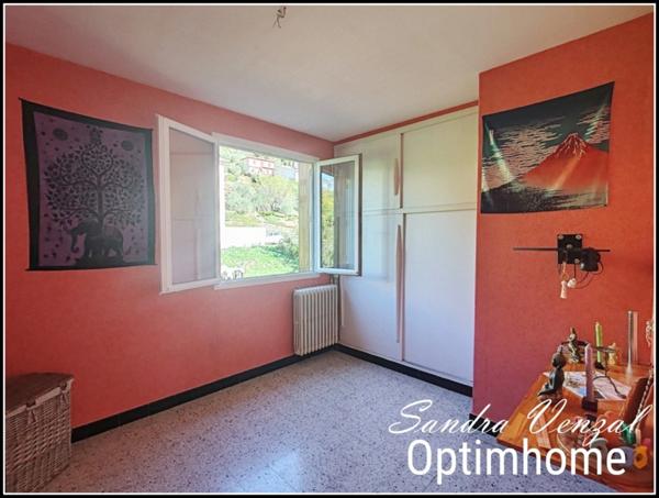 🏡 Bel appartement 3 chambres – 72 m² – 2 balcons + garage + parking privatif – Petite copropriété bénévole