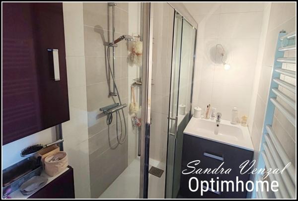 🏡 Bel appartement 3 chambres – 72 m² – 2 balcons + garage + parking privatif – Petite copropriété bénévole