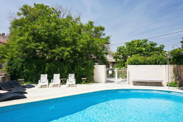 MURS COMMERCIAUX HOTEL RESTAURANT 750M2