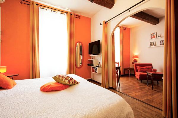 MURS COMMERCIAUX HOTEL RESTAURANT 750M2