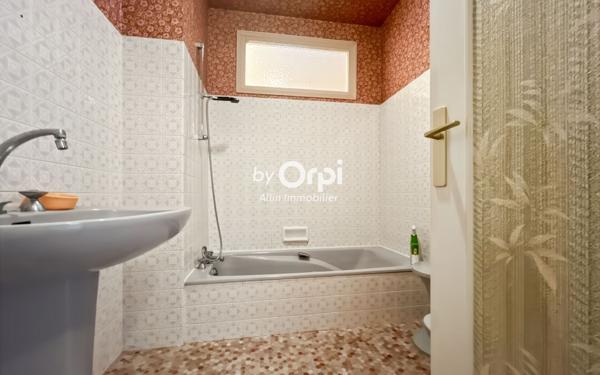 Maison à vendre    5 pièces • 104 m2 Désertines